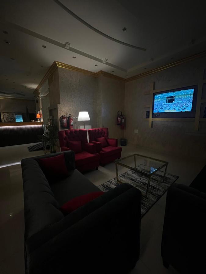 أجنحة ورد للوحدات الفندقية Khamis Mushait Exteriér fotografie