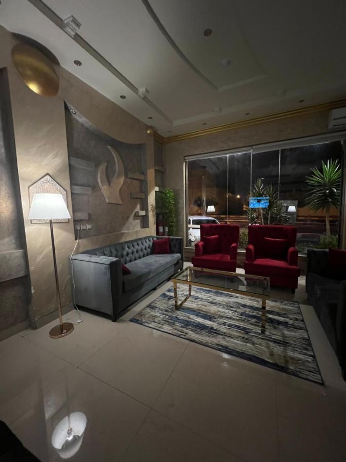 أجنحة ورد للوحدات الفندقية Khamis Mushait Exteriér fotografie