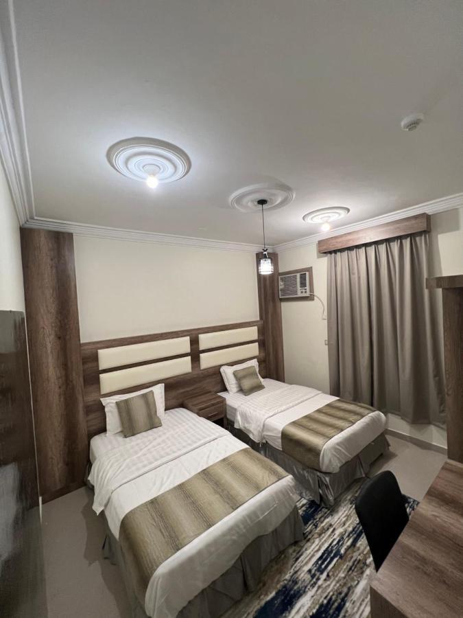 أجنحة ورد للوحدات الفندقية Khamis Mushait Exteriér fotografie